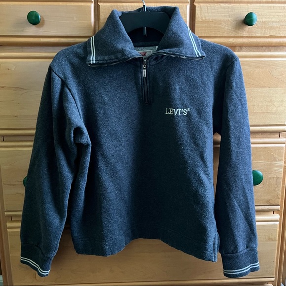 Levi's Quarter Zip - Picture 4 of 5